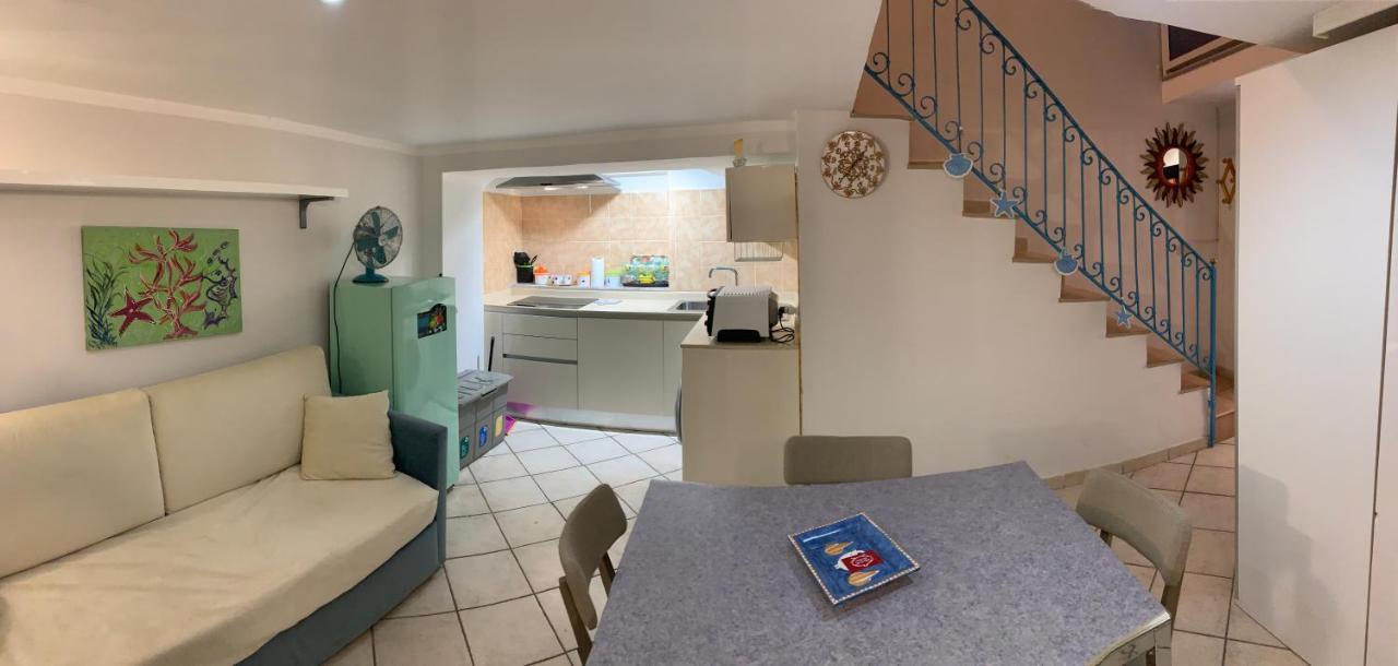 Casetta Blue House Gaeta Via Dell'Indipendenza Ngoại thất bức ảnh