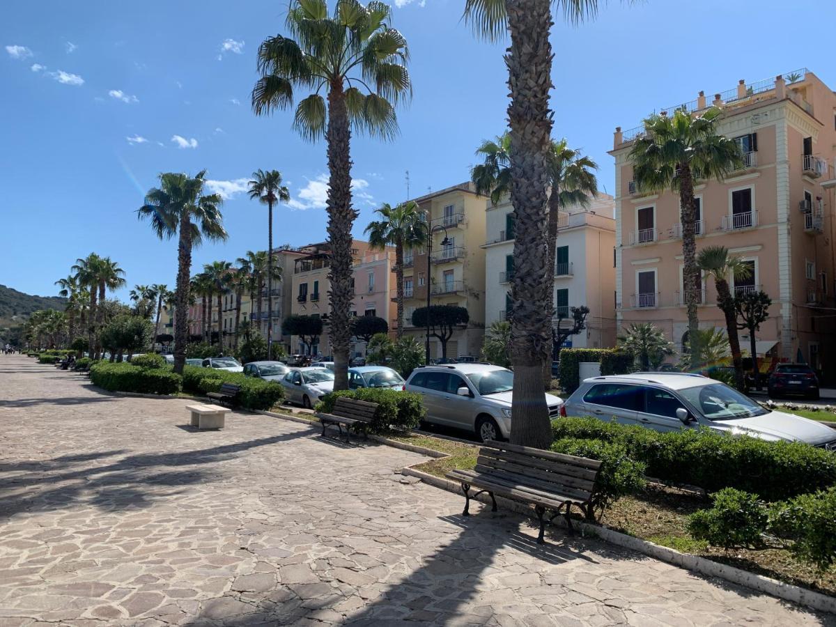 Casetta Blue House Gaeta Via Dell'Indipendenza Ngoại thất bức ảnh